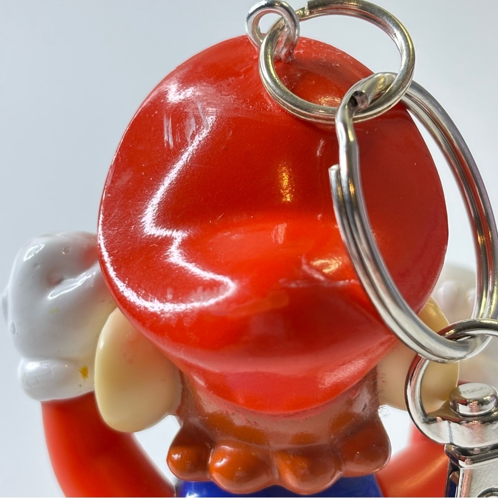 Vintage upcycled Super Mario Keychain - Picture 6 of 9